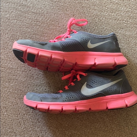 Shoes - Picture 2 of 3